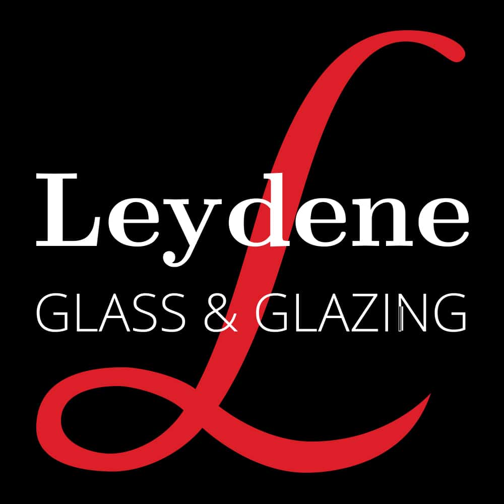 leydene_on_black (2)