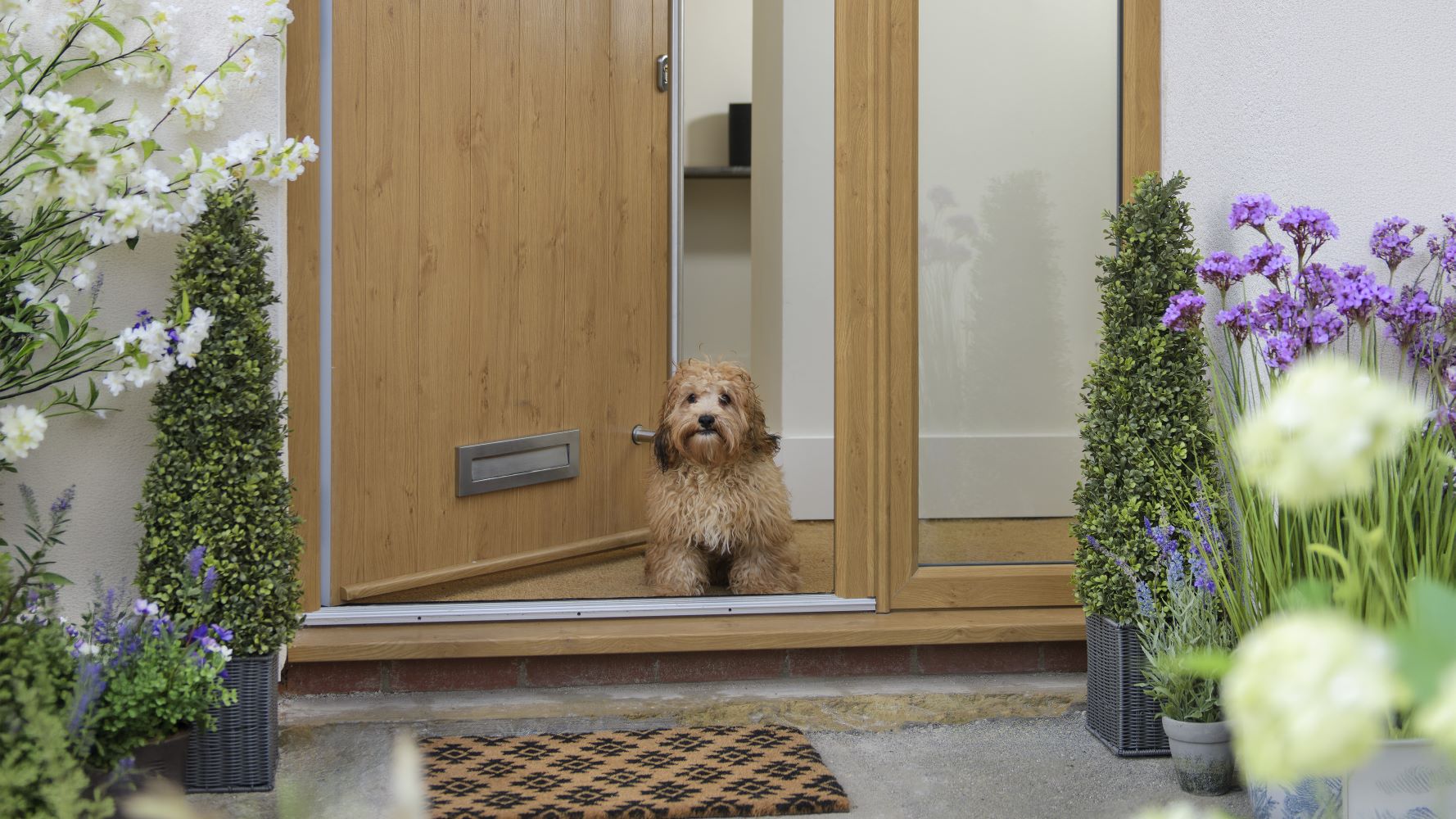 Gemma Lomas Jones Flint Solid in Irish Oak